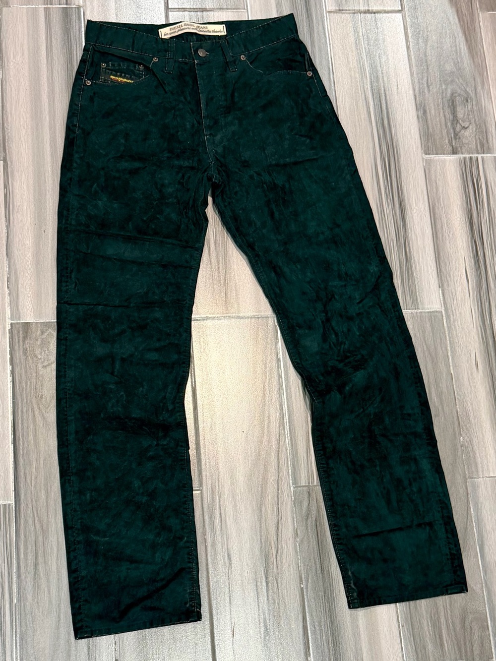 Diesel Keetar L250 Y2K Slim Straight Modal Jeans in Textured Smooth Black